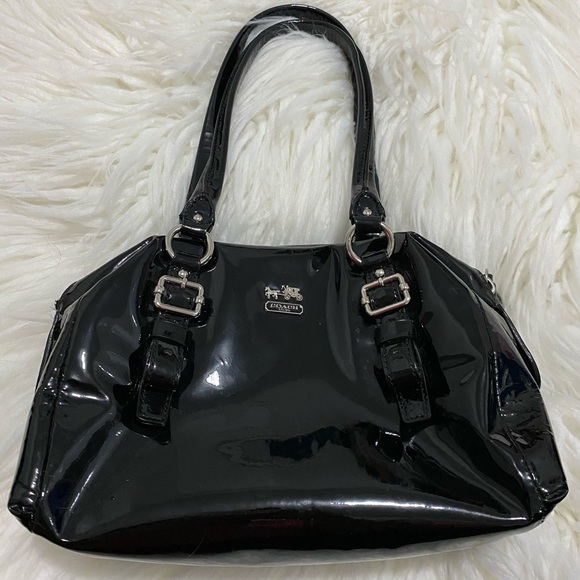 Coach black patent leather handbag - Picture 2 of 7